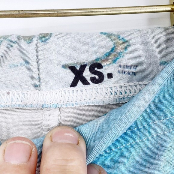 Blackmilk WORLD MAPS LEGGINGS Atlas Women XS Blue Global Limited Edition - Picture 4 of 5